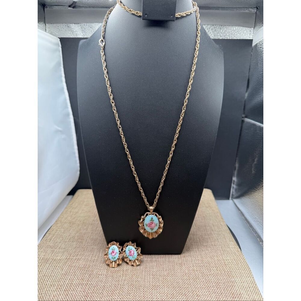 Vintage Guilloché Enamel Necklace & Clip-On Earrings Set – Pink Rose on Blue